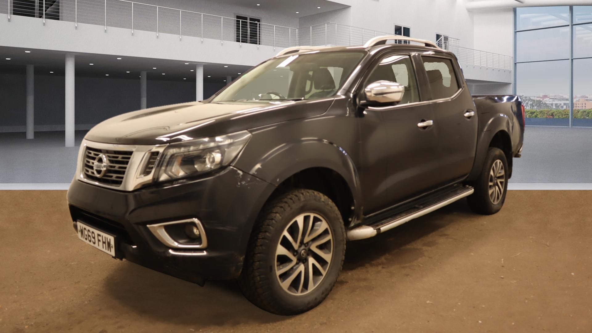 NISSAN Navara